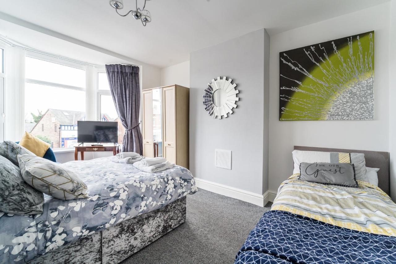 Birkdale Southport Boutique Apartment Sleeps 5 Eksteriør billede